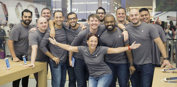 Apple-Store_Dubai_Mall-of-the-Emirates_4