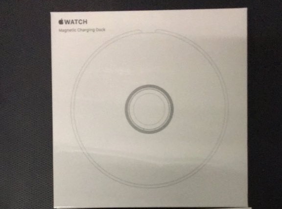 Apple-Watch_dock-Apple