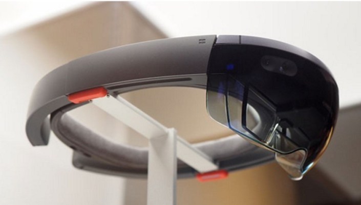 Microsoft_HoloLens_1