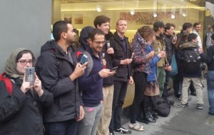 Manifestacion_Apple-Store_1