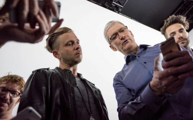 Tim-Cook_
