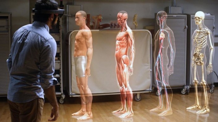 Microsoft-HoloLens_