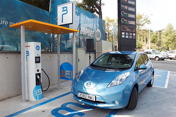 Nissan_estacion-de-carga_