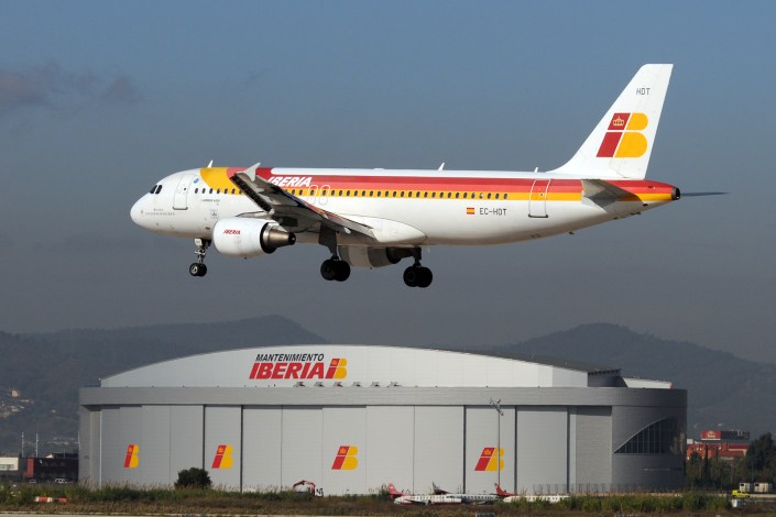 Iberia_Barcelona_El-Prat_