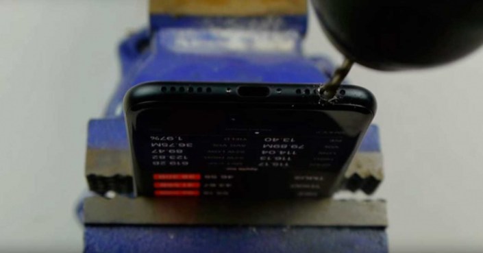 apple_iphone-7_taladro_