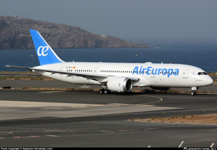 air-europa_boeing_787-8_