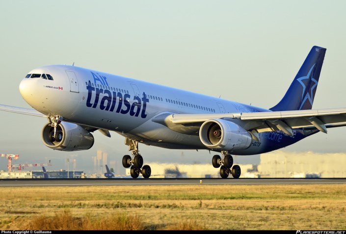 air-transat_airbus_a330-300_