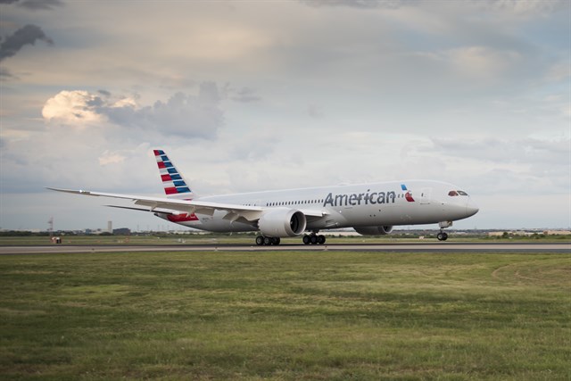 american-airlines_boeing_787_