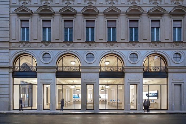 apple-store_italia_turin_via-roma_