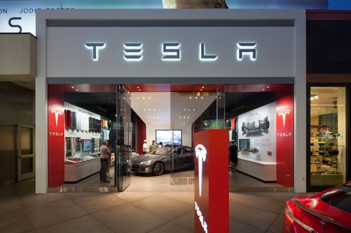 Tienda Tesla en Los Ángeles