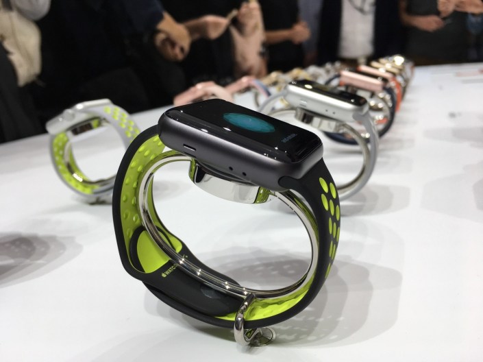 apple_apple-watch-nike_